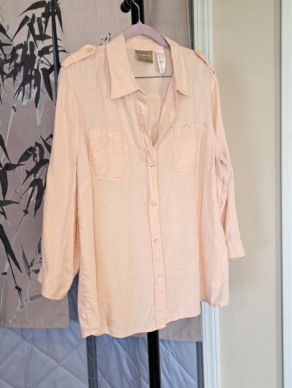 100% Linen Liz Claiborne Liz Wear Size XL Button Up Long Sleeve Shirt Pale Pink